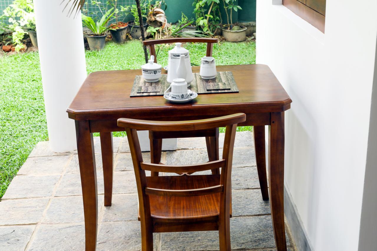 Knight Inn - Galle Fort Exterior photo